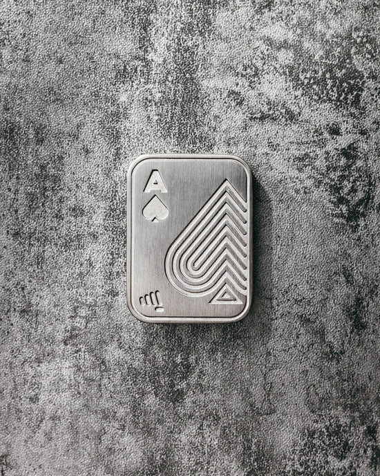 SHUFFLE POCKET ACES V2 (Satin Silver)