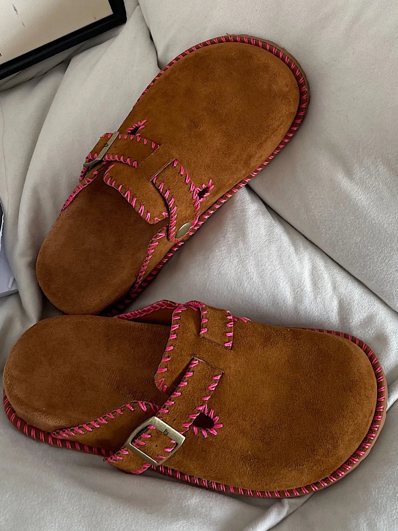 Cutesy Stitched Everyday Clogs Trendsi