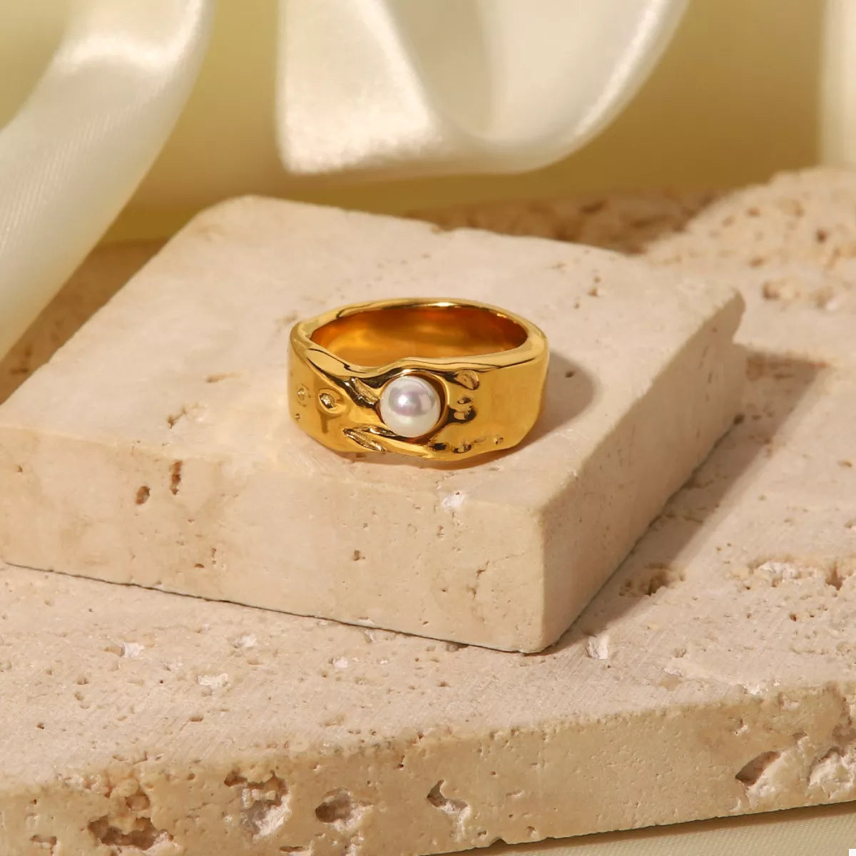 Beautiful Pearl Ring 18K Gold-Plated Gold Rings Trendsi