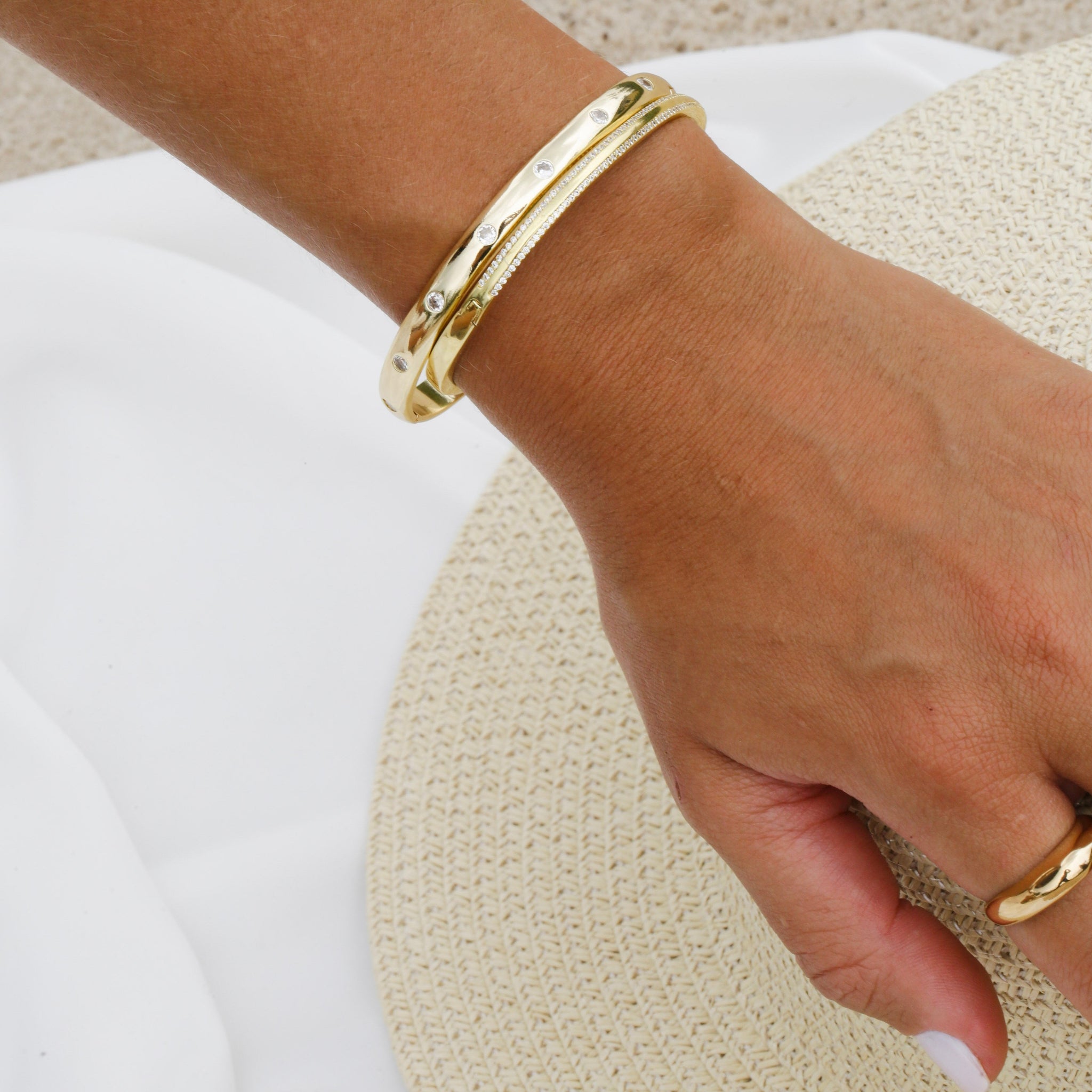Sophia Bracelets (2 types) 18k gold Bracelet Views & Co