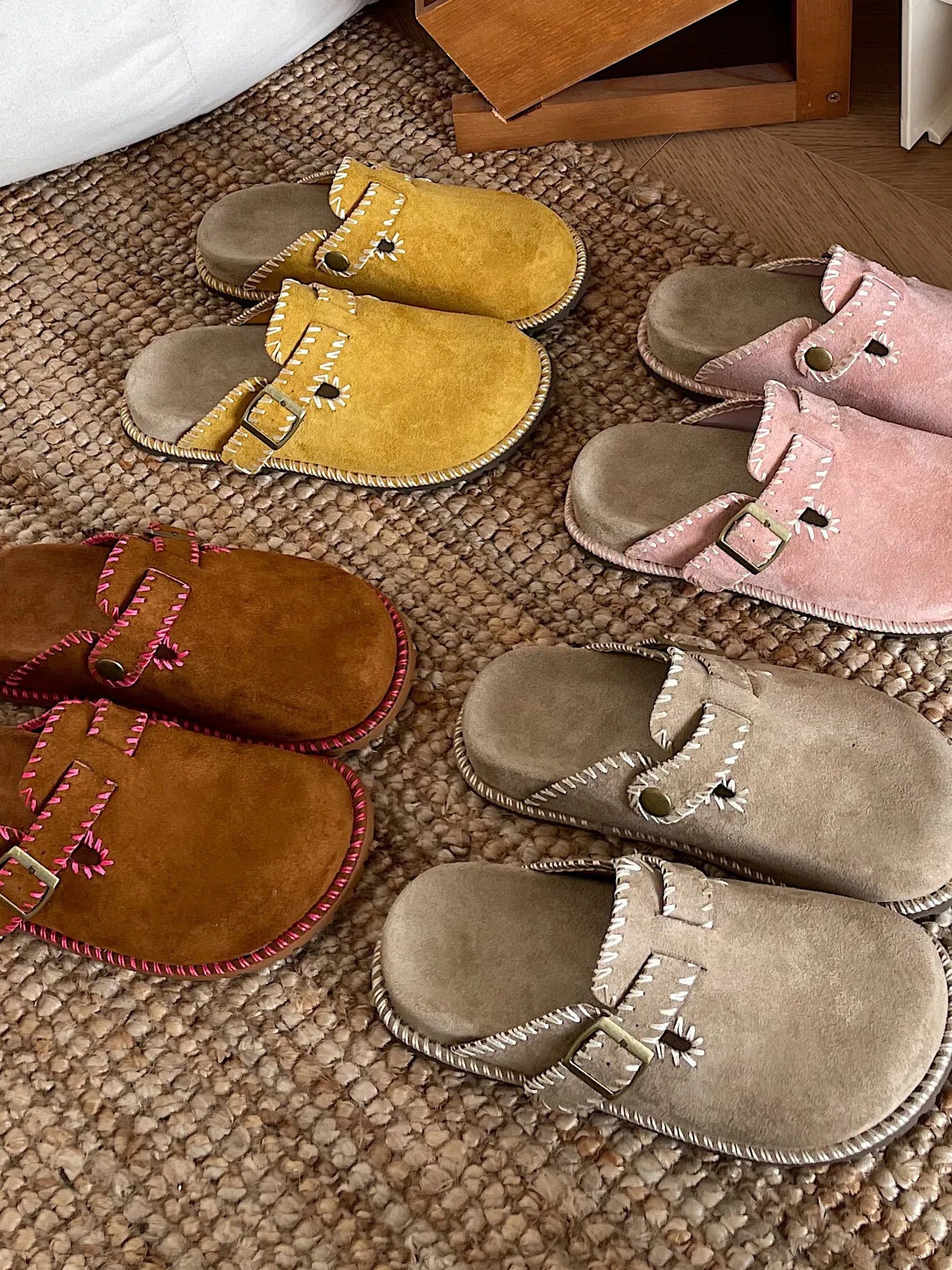 Cutesy Stitched Everyday Clogs Trendsi