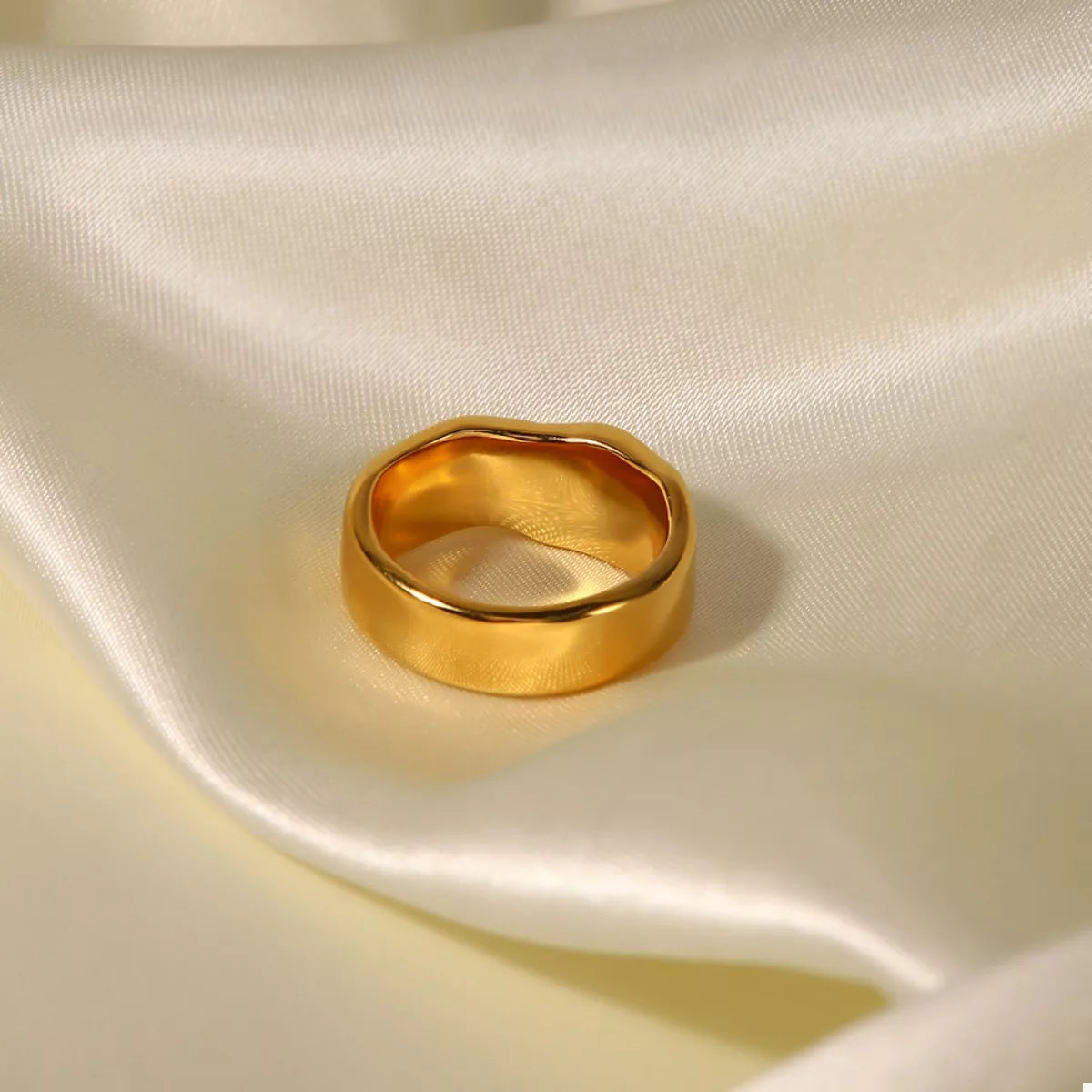 Beautiful Pearl Ring 18K Gold-Plated Rings Trendsi