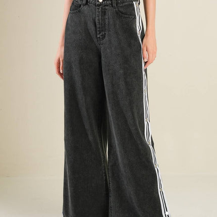ELEGANT ELEVATION DENIM PANTS