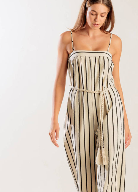 JUST THE BEGINNING WOVEN JUMPSUIT