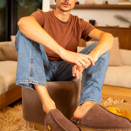 MENS CLOSED MULE CLAY