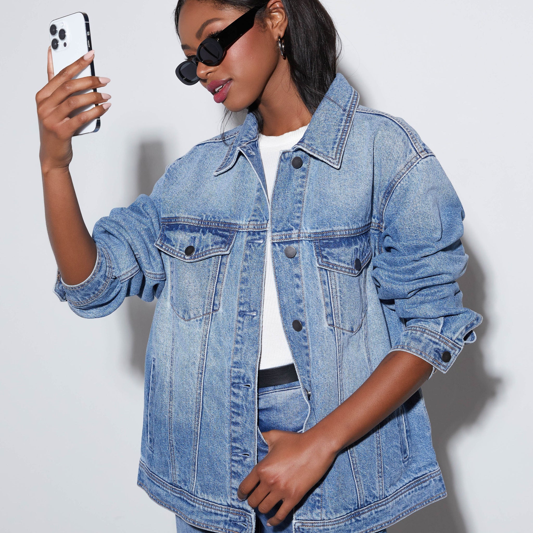 The Oversized Button-up Denim Jacket Outerwear Trendsi