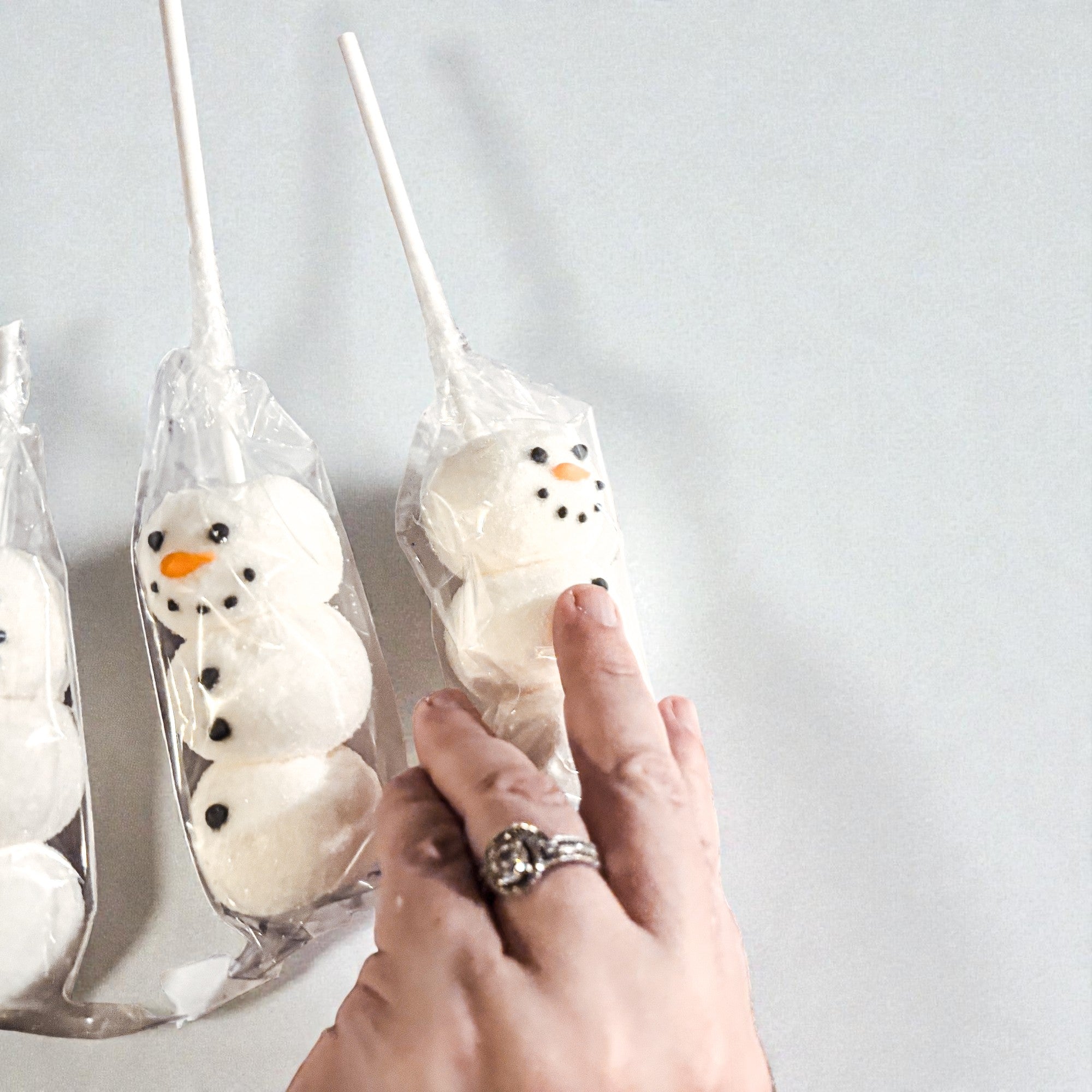 Snowman Marshmallow Kabobs