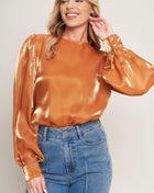 OUTING LIGHT WOVEN TOP