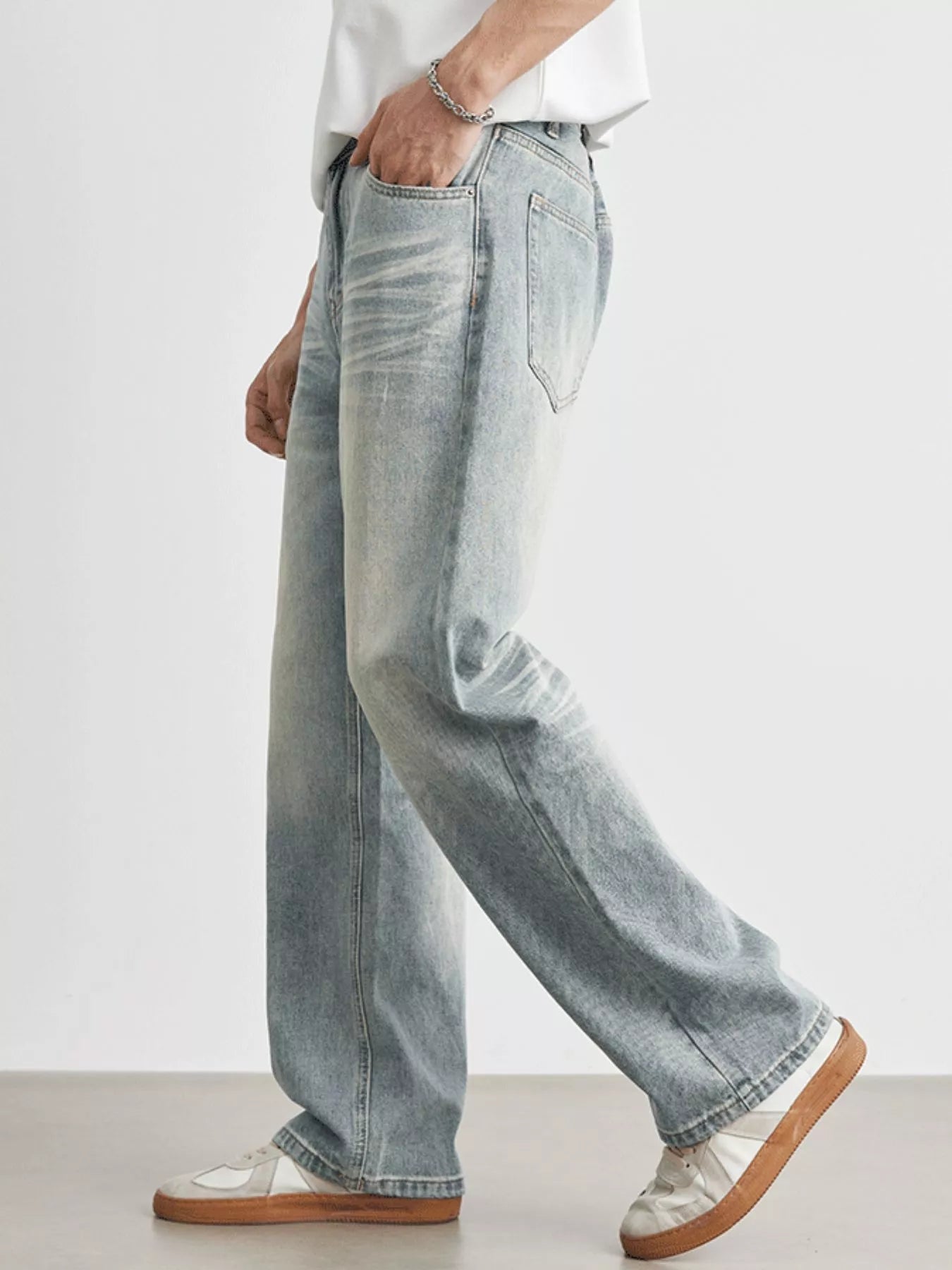 Men's Light wash Loose Fit Jeans Jeans Trendsi