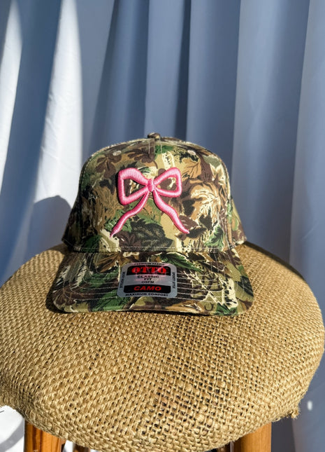 Bow Camo- Trucker Hat Pink