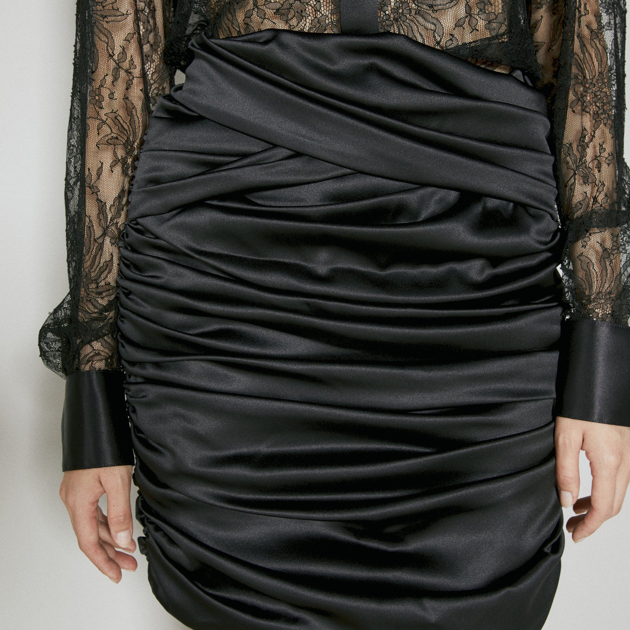 Dolce & Gabbana Women Ruched Silk Mini Skirt
