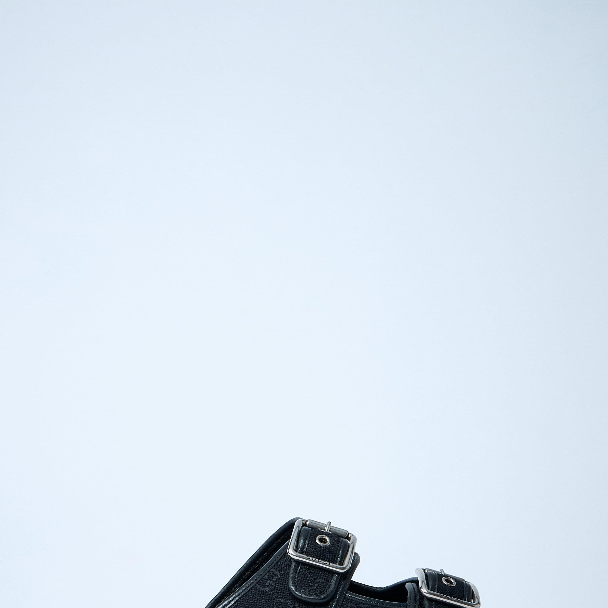 Gucci Men Gg Slide Sandals With Buckles