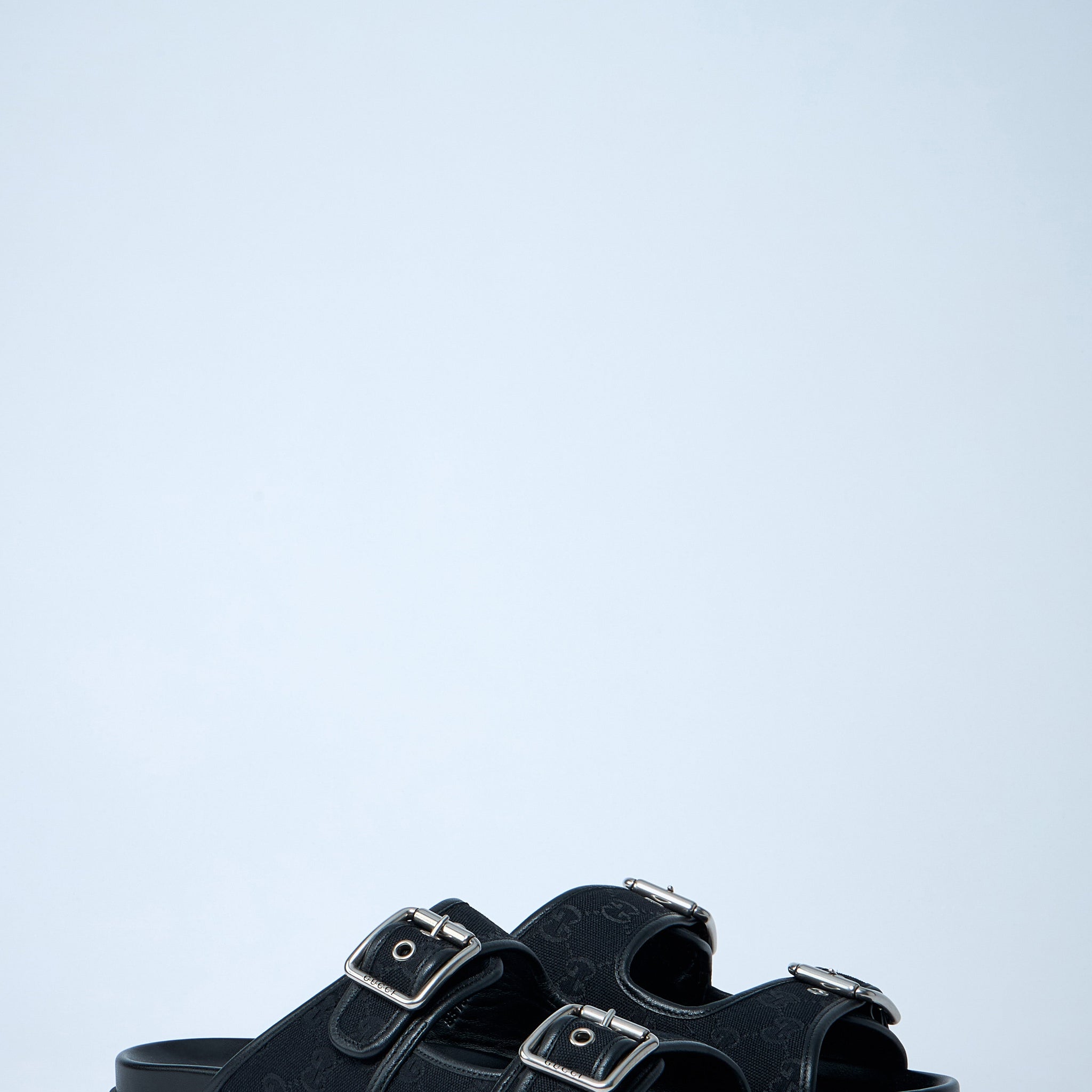 Gucci Men Gg Slide Sandals With Buckles
