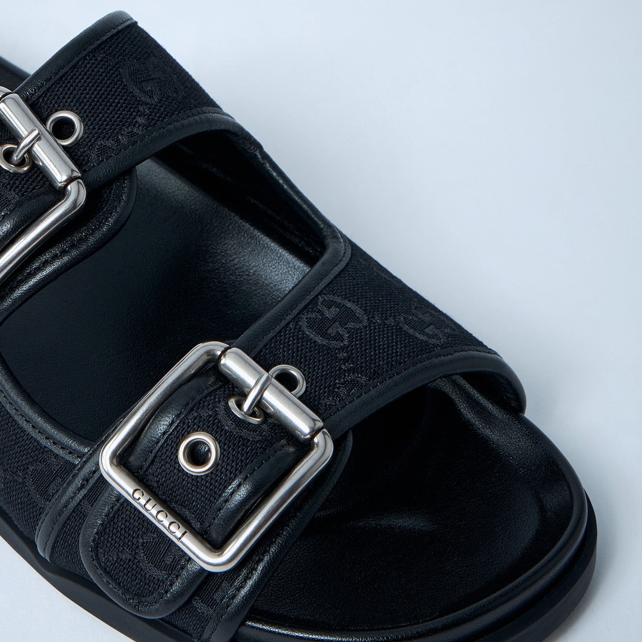 Gucci Men Gg Slide Sandals With Buckles