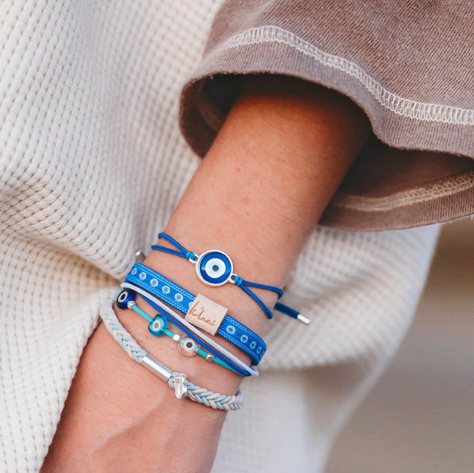 The Resist Set - Hair Tie & Bracelet