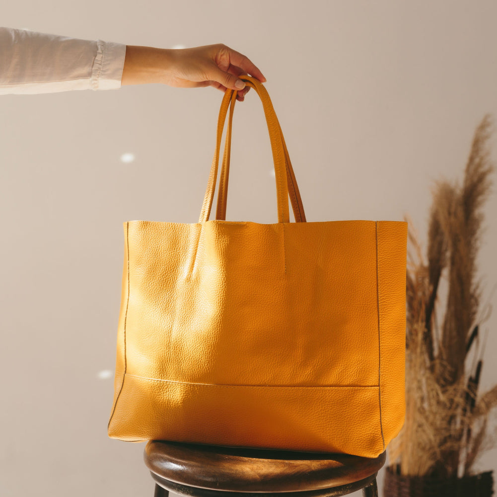 The Original Leather Tote | VERA PELLE Yellow Bags LeatherBags B2B